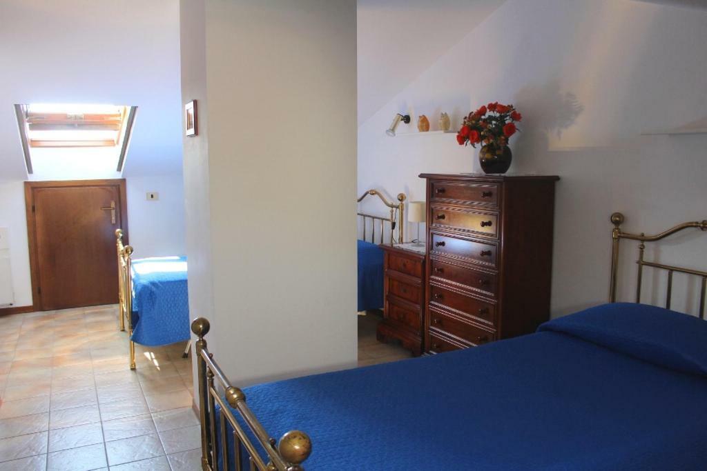 Residenza Riviera Degli Olivi Apartment Torri Del Benaco Bagian luar foto
